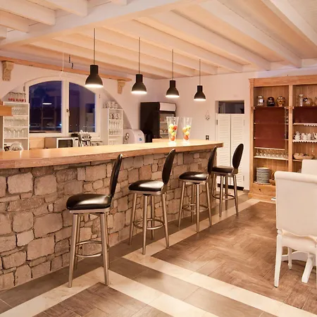 Otel Miland Zefiría